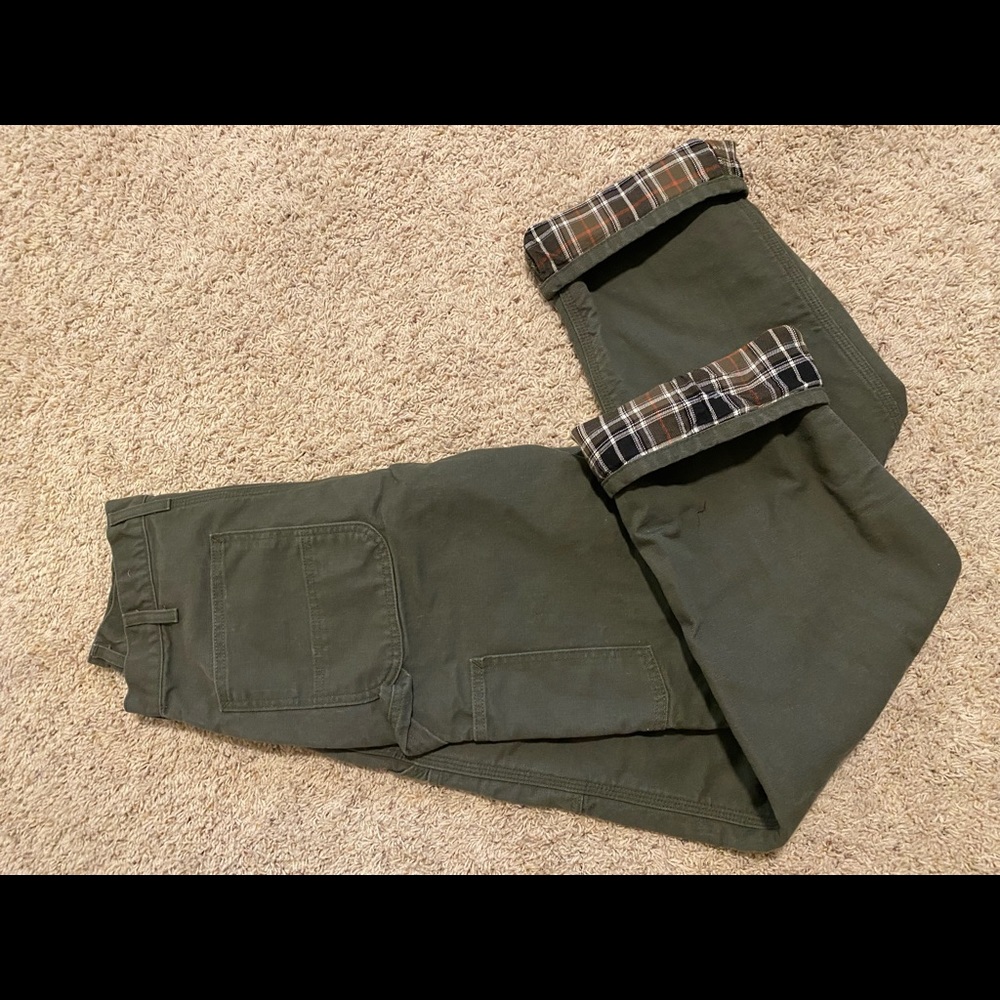 Carhartt fleece lined cargo pants, 32 x 34 Mens. Perfect Condition